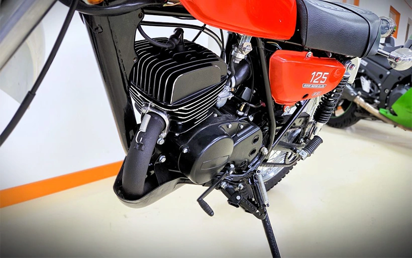 Moto Service Express Reparation Moto Merignac SUZUKI TS 125 1976 2 KM COMPTEUR 5 1